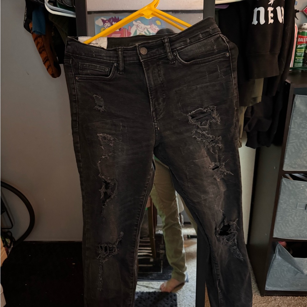 H&M Distressed Black Jeans for Men